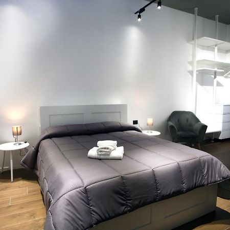 Business Home Via Isonzo B&B Foggia Bagian luar foto