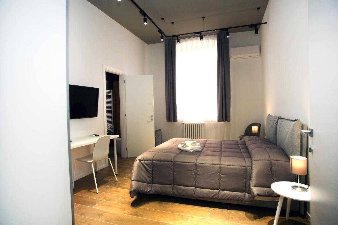 Business Home Via Isonzo B&B Foggia Bagian luar foto