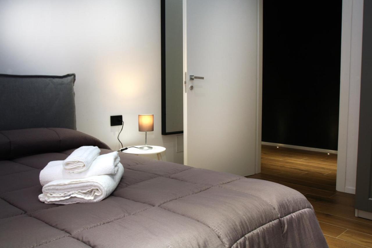 Business Home Via Isonzo B&B Foggia Bagian luar foto