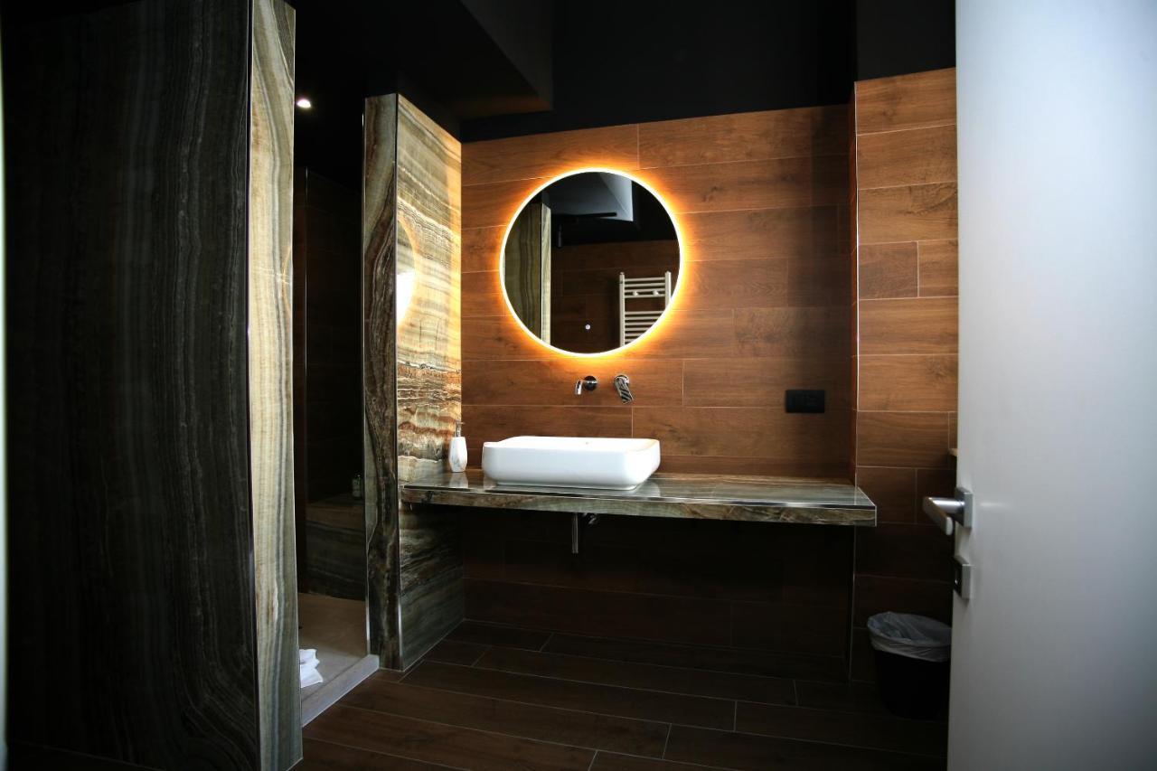Business Home Via Isonzo B&B Foggia Bagian luar foto