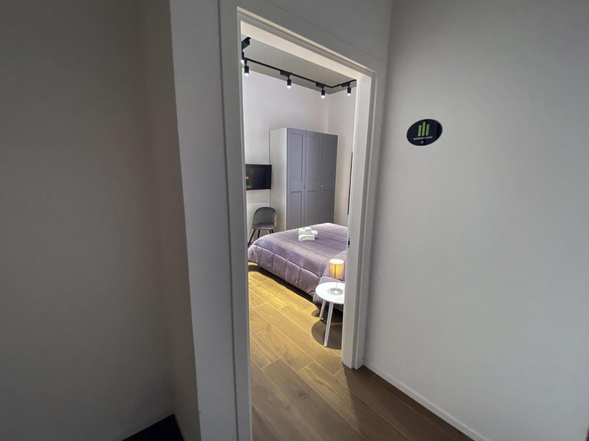 Business Home Via Isonzo B&B Foggia Bagian luar foto