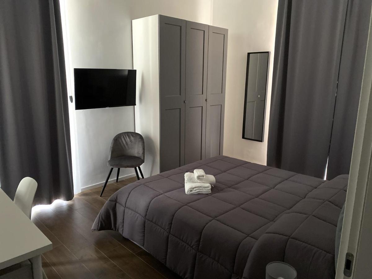 Business Home Via Isonzo B&B Foggia Bagian luar foto