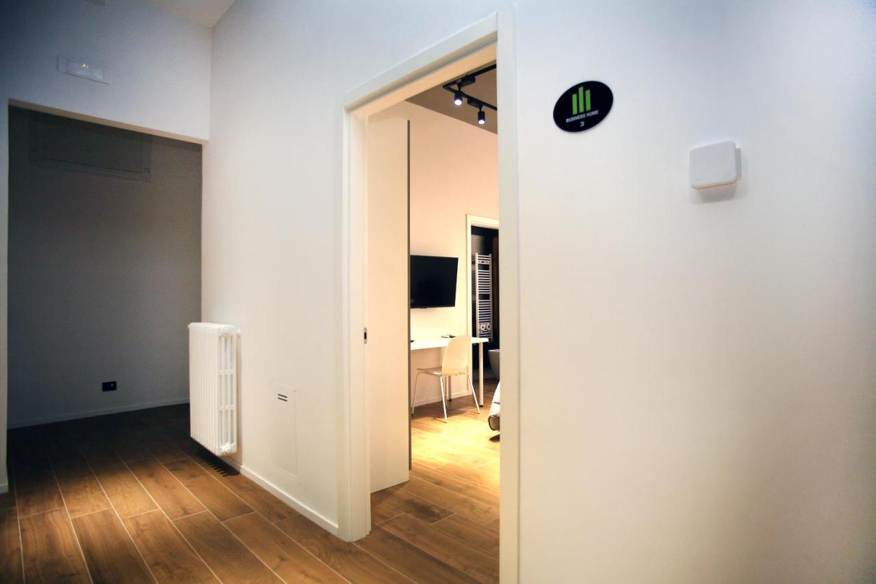 Business Home Via Isonzo B&B Foggia Bagian luar foto