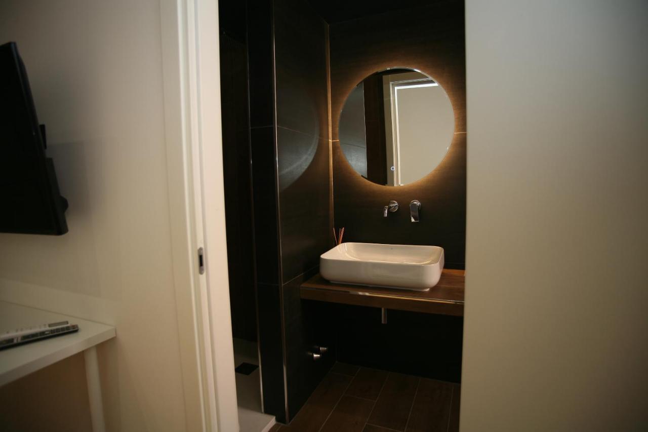 Business Home Via Isonzo B&B Foggia Bagian luar foto