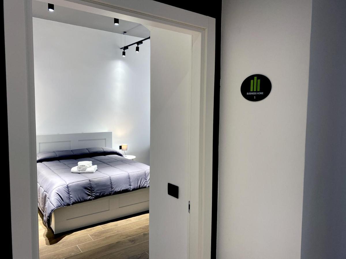 Business Home Via Isonzo B&B Foggia Bagian luar foto