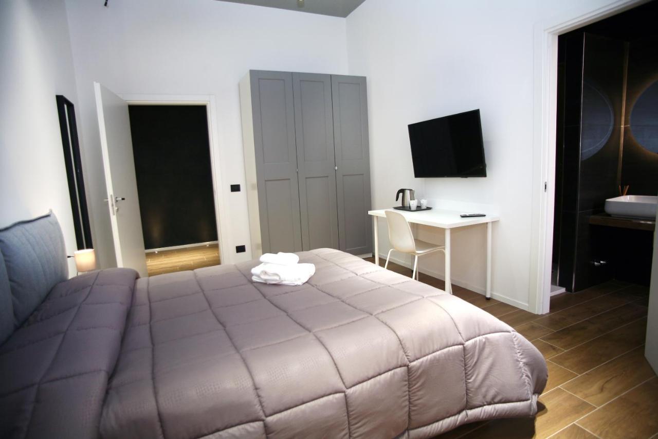 Business Home Via Isonzo B&B Foggia Bagian luar foto