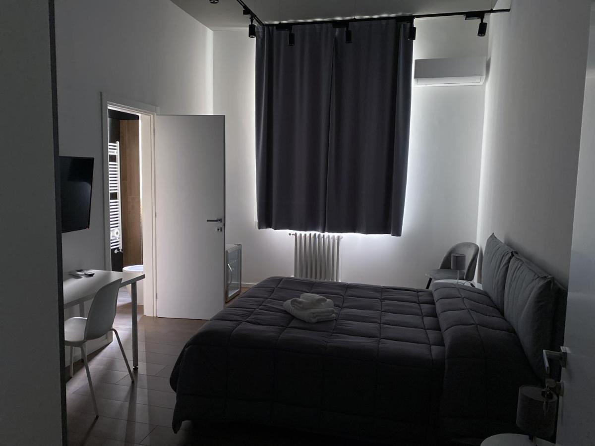 Business Home Via Isonzo B&B Foggia Bagian luar foto